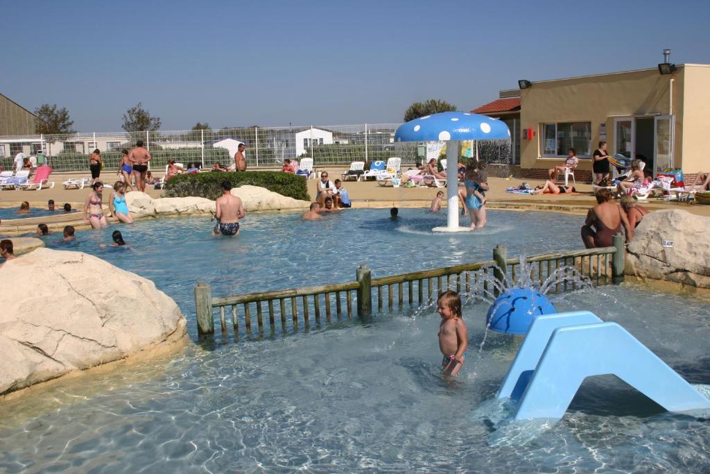 Hotellerie De Plein Air Belle Dune Berck Buitenkant foto